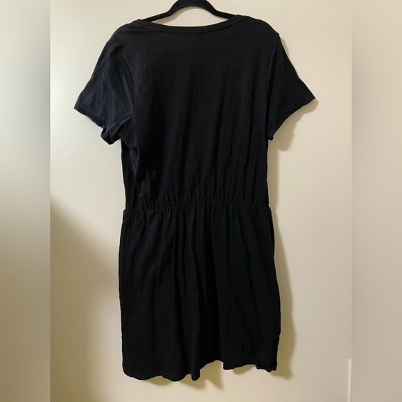 Old Navy Tee-Shirt Dress‎ with Elastic Waist in Black - XL - Picture 3 of 5